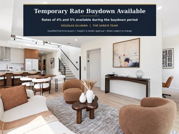 17 Holmes St #Penthouse 1, Quincy, MA 02171