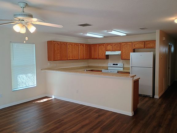2nd image of 7408 Mead Dr