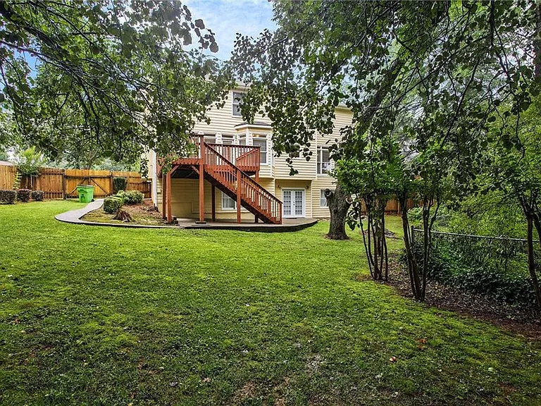 16 Ancient Oak Ct NE — Photo 55