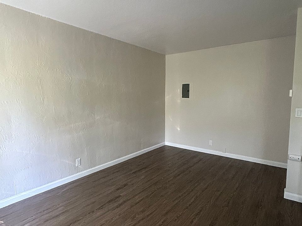 2nd image of 1358 Lincoln Ave APT I