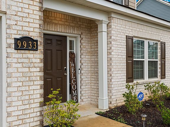 2nd image of 9933 Long Leaf Pine Dr