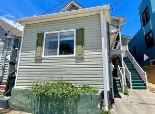 86 Romney St APT A, Charleston, SC 29403