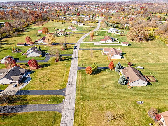 4th image of 3251 Deer Path Dr