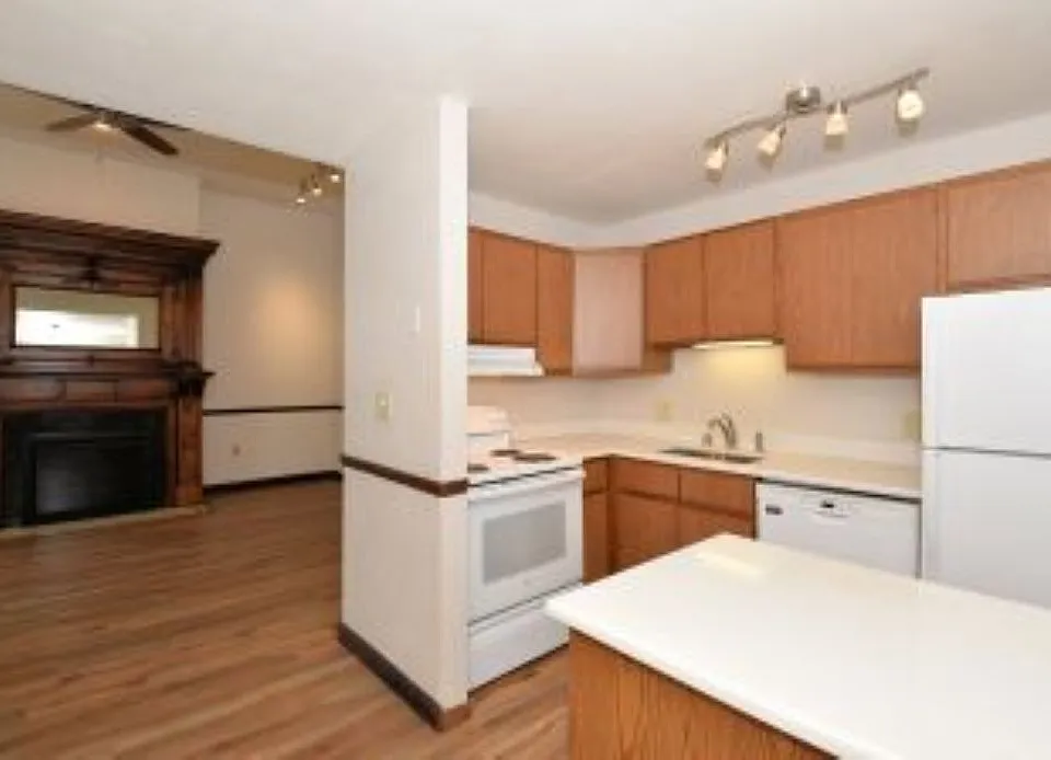 OPEN CONCEPT with PENINSULA