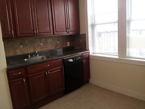 3rd image of 6615 Broadway #Bb2