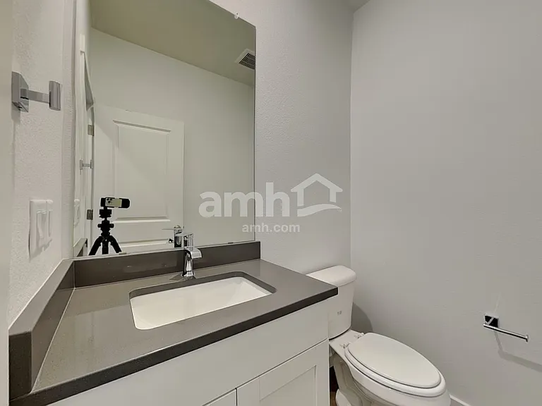 330 N Addison Way — Photo 8