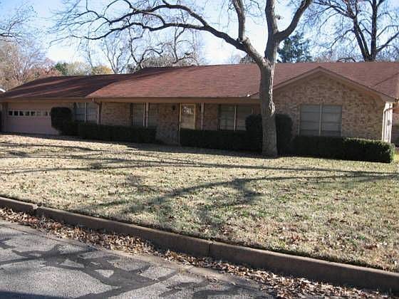 1st image of 3512 Silverwood Dr