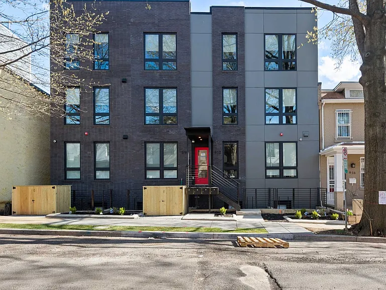 910 Euclid St NW — Photo 11