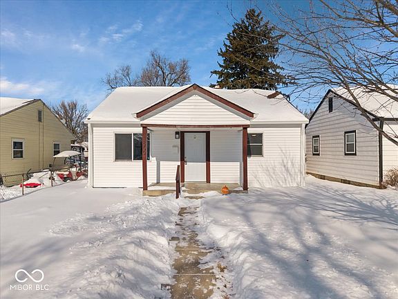 3rd image of 1850 E Legrande Ave
