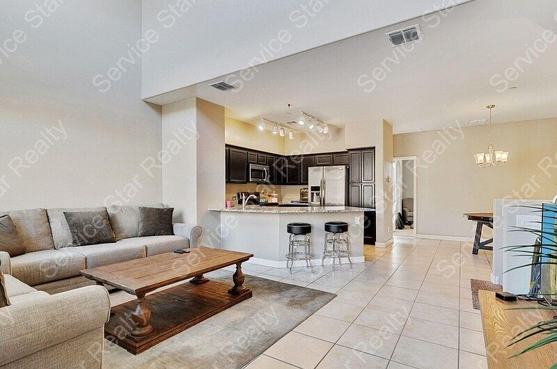2nd image of 2150 W Alameda Rd Unit 1335
