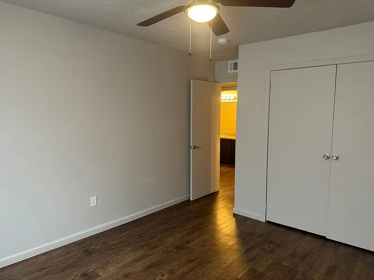 Pine Tree Apartments — Photo 27