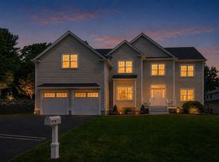 1-1A Highland Way, Burlington, MA 01803