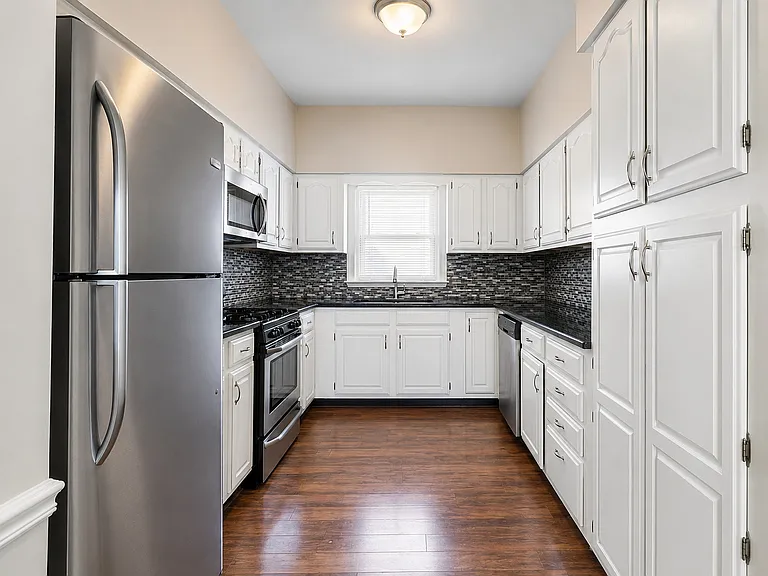 74 Sutton St #1 — Photo 3