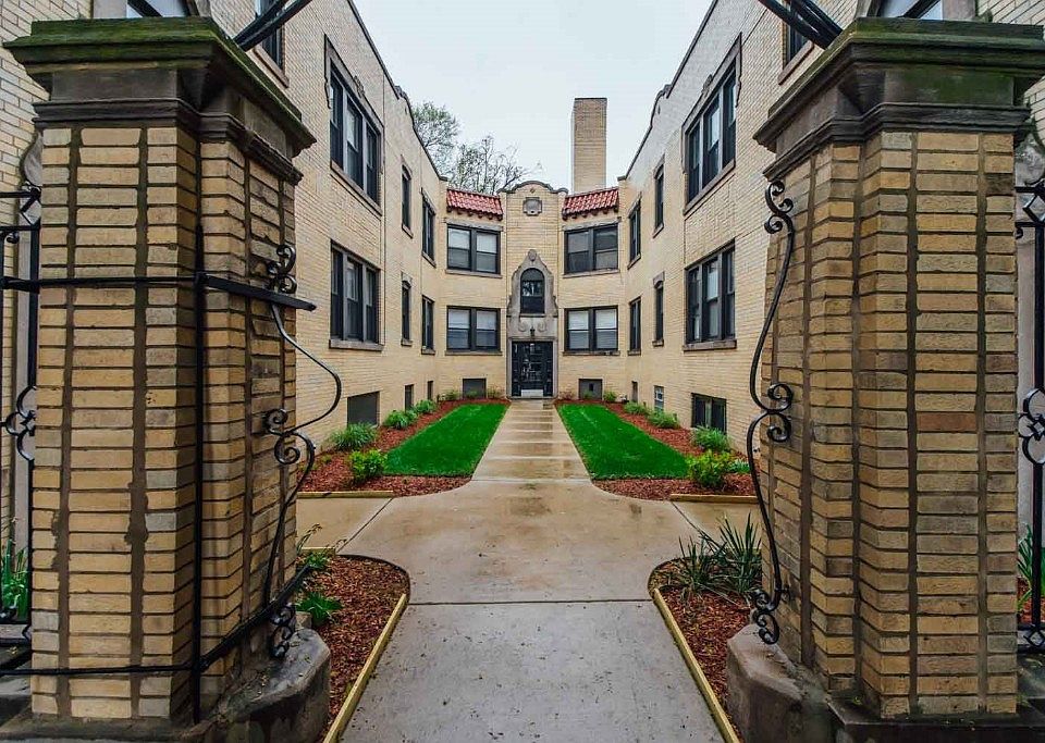 1st image of 4350 N Cicero Ave #2N