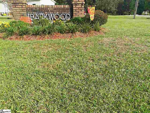 2nd image of 102 Saluca Ct