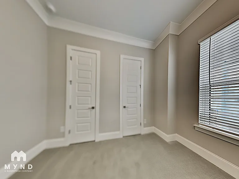 576 Broadview Pl NE — Photo 13