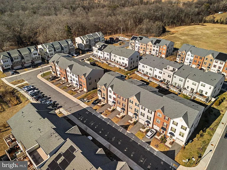 7911 Mine Run Rd — Photo 40