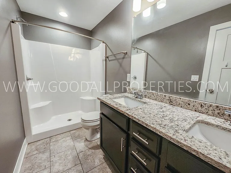 1306 Green Hills Dr — Photo 30