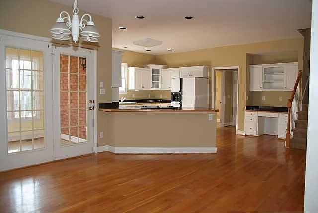 2nd image of 9335 Carol Ct