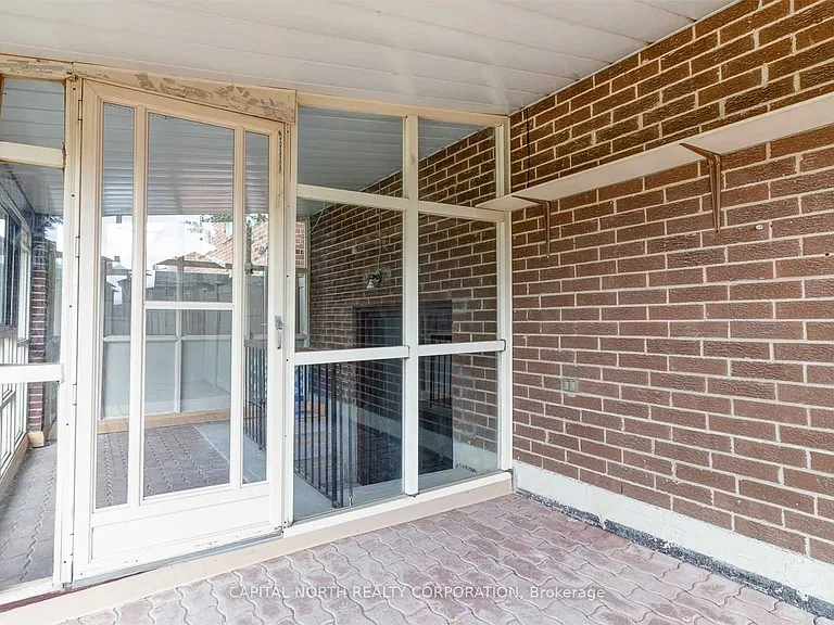 2 Imperial Ct — Photo 16
