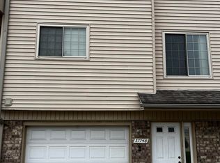 37748 Charter Oaks Blvd, Clinton Township, MI 48036
