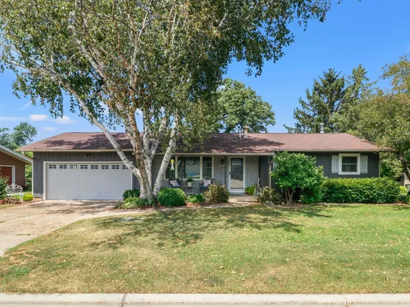 2521 Martin St, Cross Plains, WI 53528