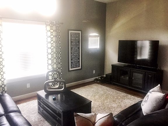 3rd image of 2710 Hullsmith Dr