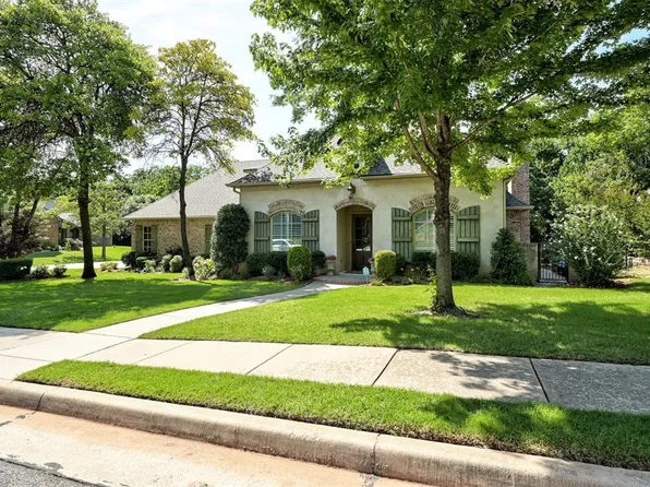 2901 Woodland Creek Dr, Edmond, OK 73034