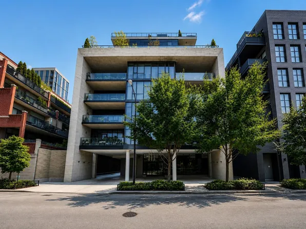 111 S Peoria St #313, Chicago, IL 60607