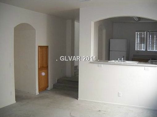 5th image of 10338 Midnight Iris St