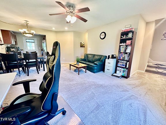 5th image of 2108 Pleasant View Dr APT 203