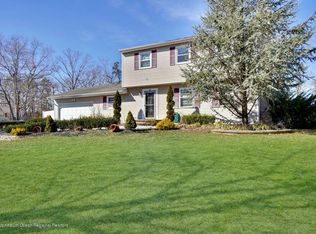 13 Cedar Hill Ln, Toms River, NJ