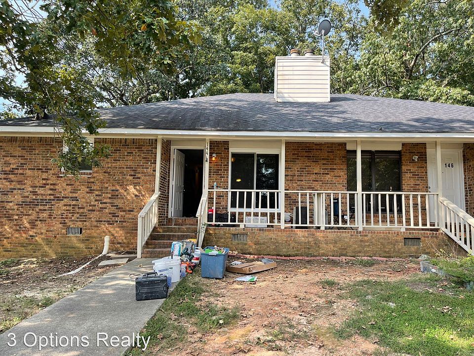 1st image of 144 Forest Pl