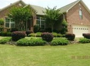 7 Ouachita Dr, Maumelle, AR 72113