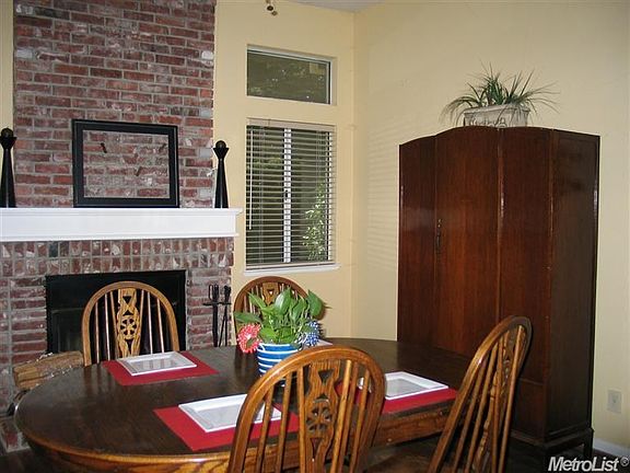5th image of 1449 Penhurst Way