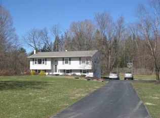 3 Goldin Blvd, Walden, NY 12586