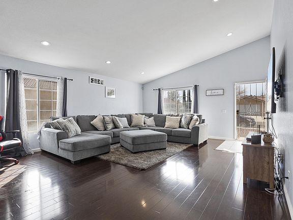5th image of 3309 E Avenue K4