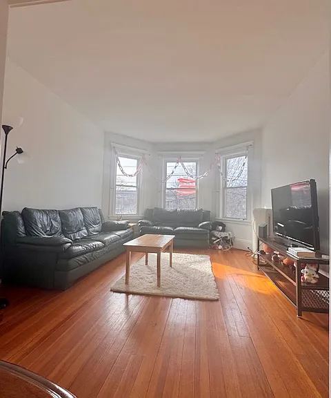 98 Cypress St #3A — Photo 1