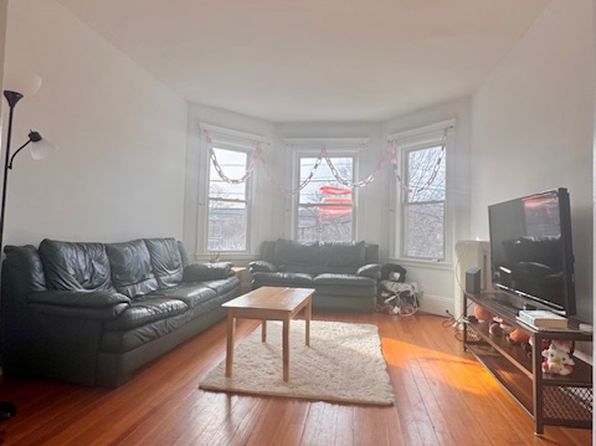 98 Cypress St #3A