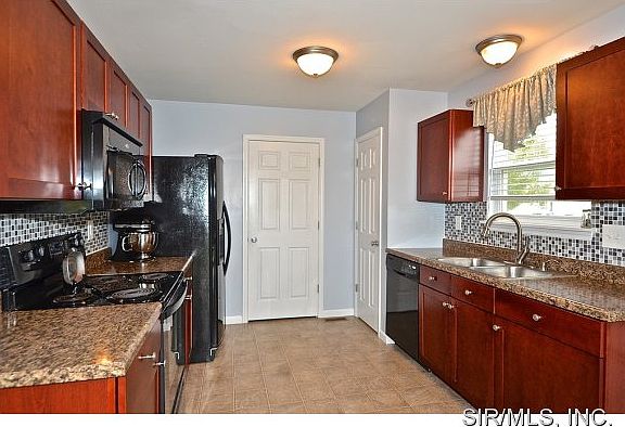 5th image of 705 Terra Springs Way Dr