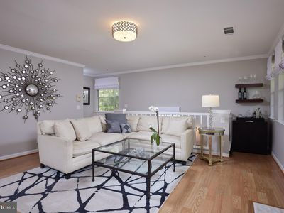 10823 Hampton Mill Ter APT 300, Rockville, MD, 20852