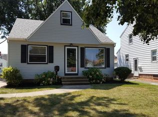 8215 Covington Ave, Parma, OH