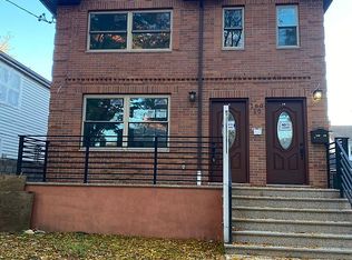 16010 76th Rd, Fresh Meadows, NY 11366