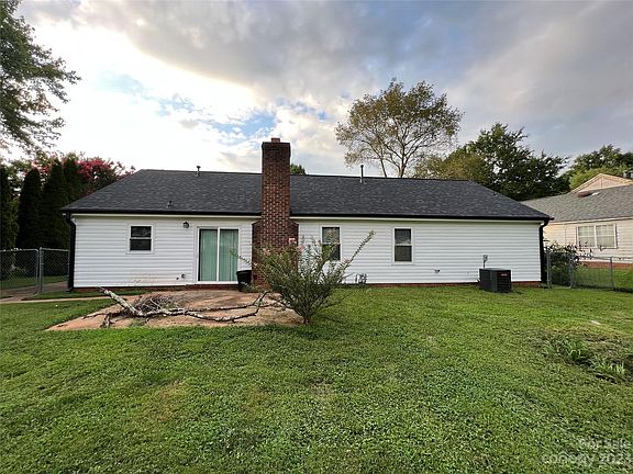 3rd image of 5421 Doverstone Ct