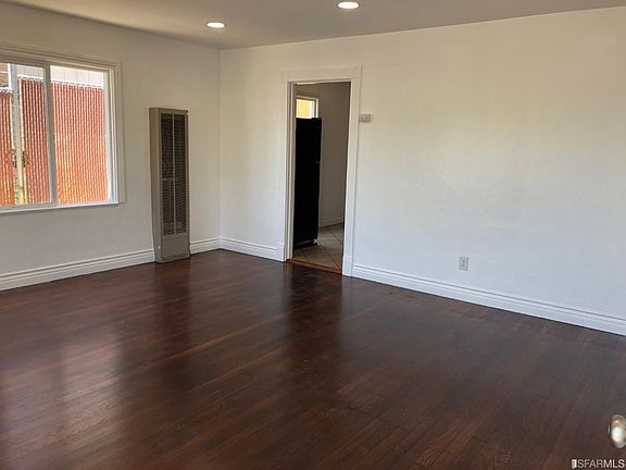 5th image of 857 Olive Ave