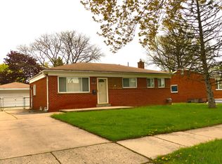 25302 Roan Ave, Warren, MI 48089