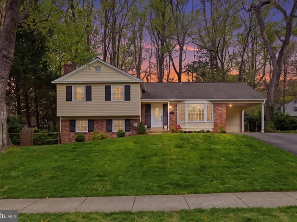 4326 Duncan Dr, Annandale, VA 22003