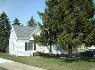 5560 Sunny Lane Rd, Maple Heights, OH 44137