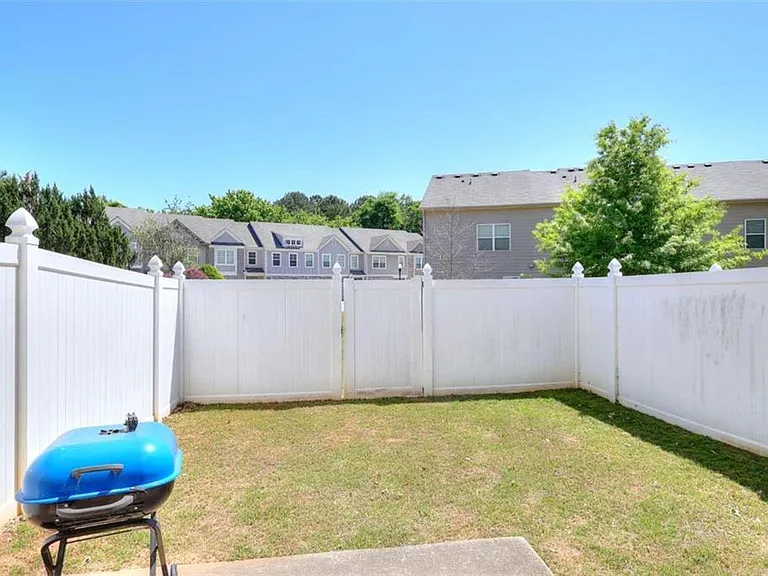 2658 Avanti Way — Photo 26