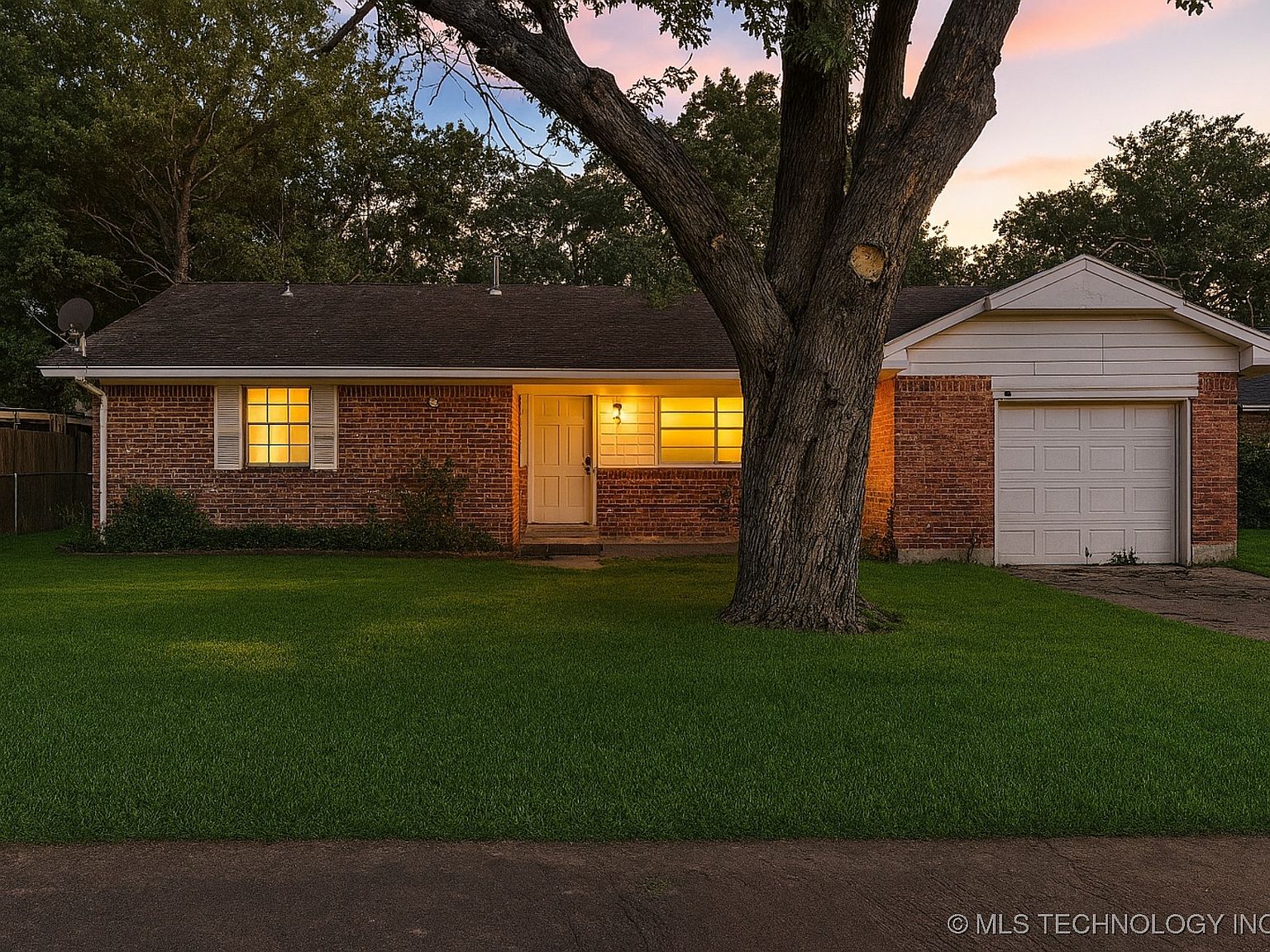 3344 S 120th East Ave, Tulsa, OK 74146 | Zillow